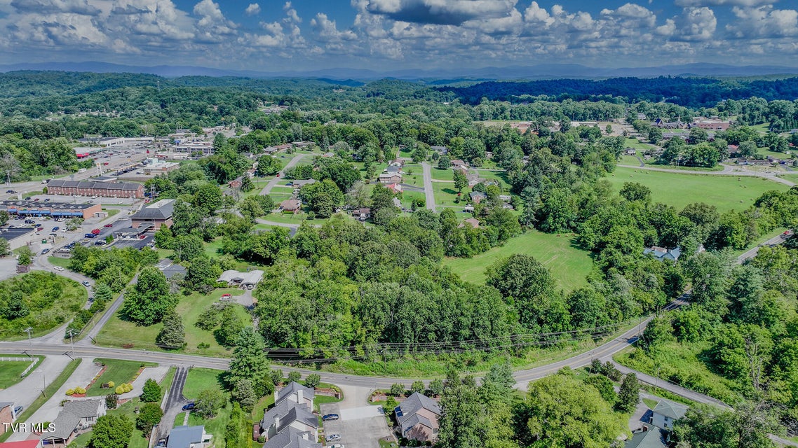 Photo #3: 4 & 5 Lebanon Road