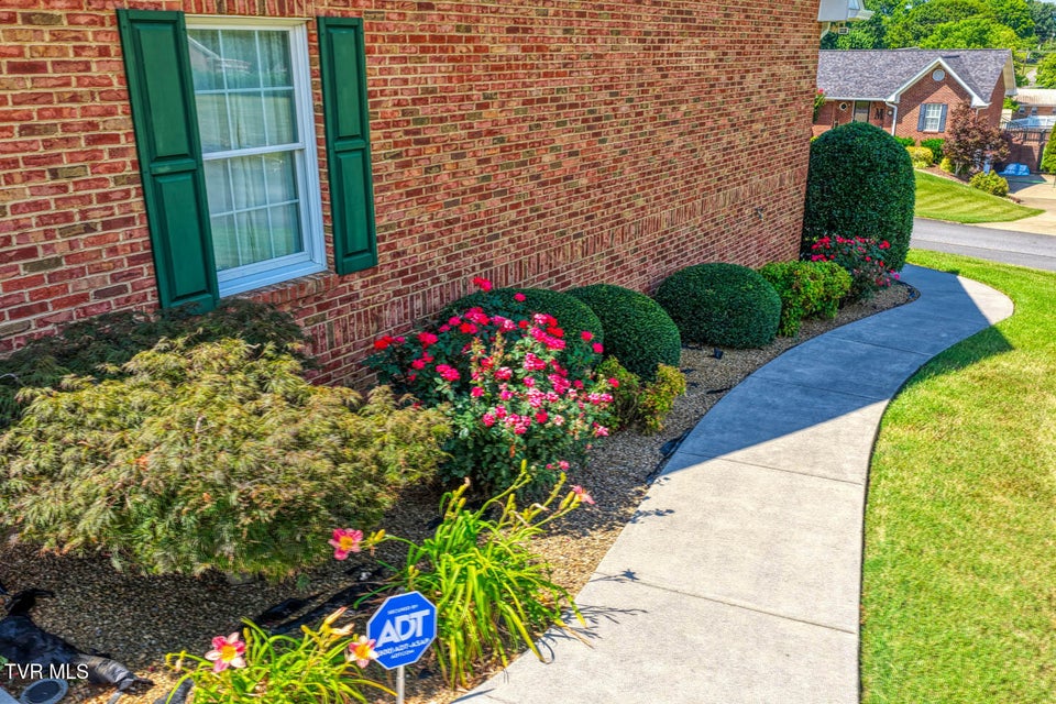 Photo #6: 227 Brooks Landing Circle