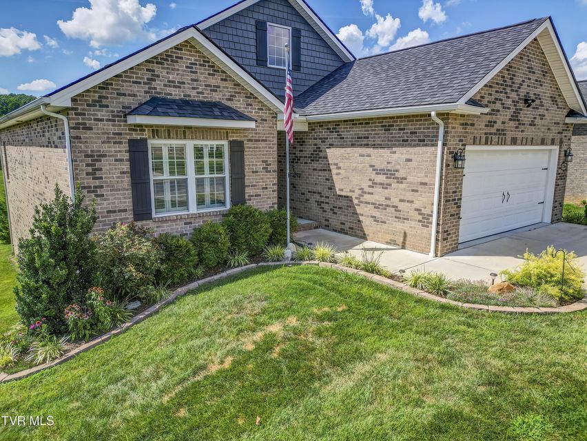 Photo #44: 1256 Osler Court