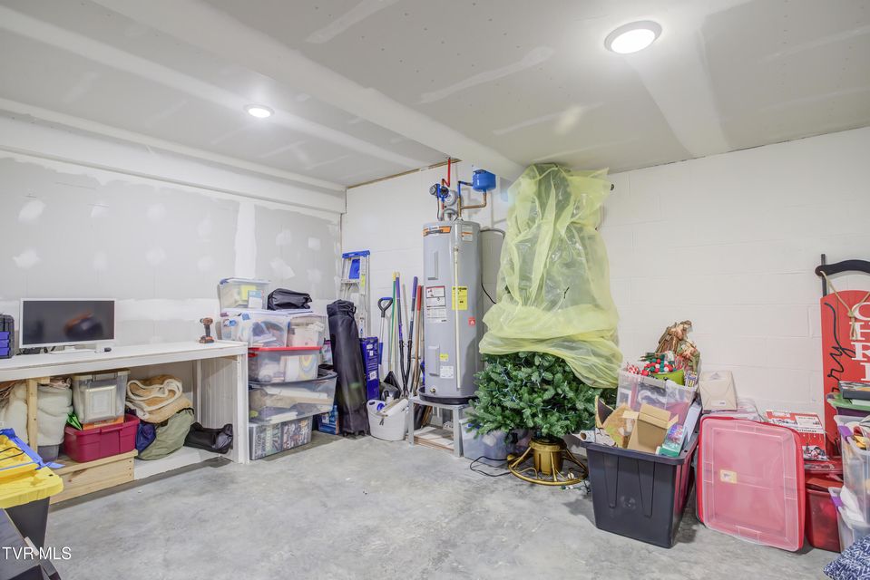 Photo #38: 1256 Osler Court