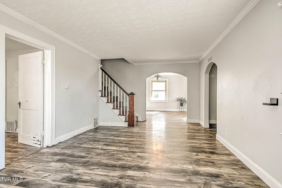 Photo #11: 1383 Farragut Avenue