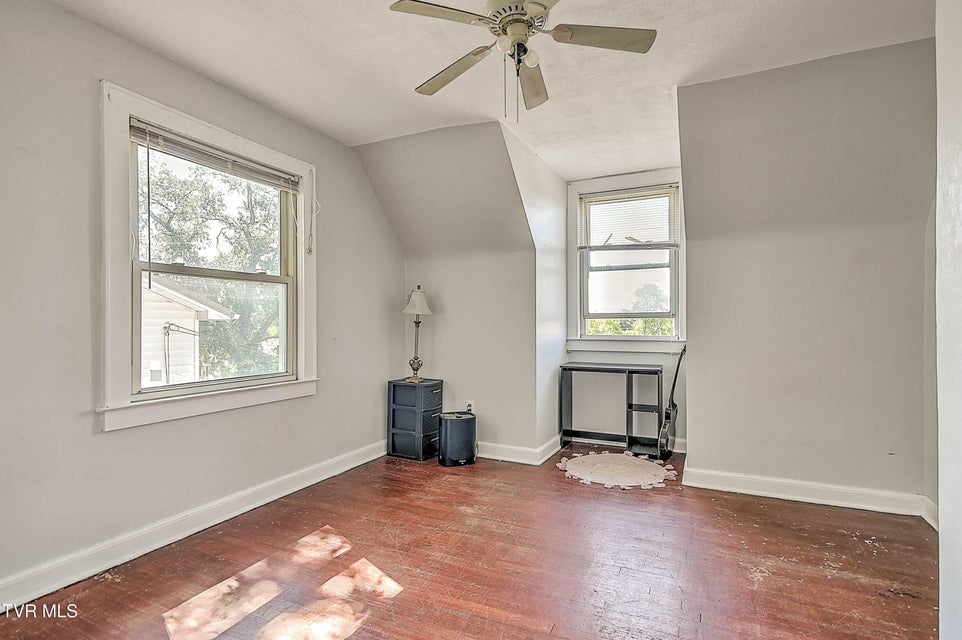 Photo #24: 1383 Farragut Avenue