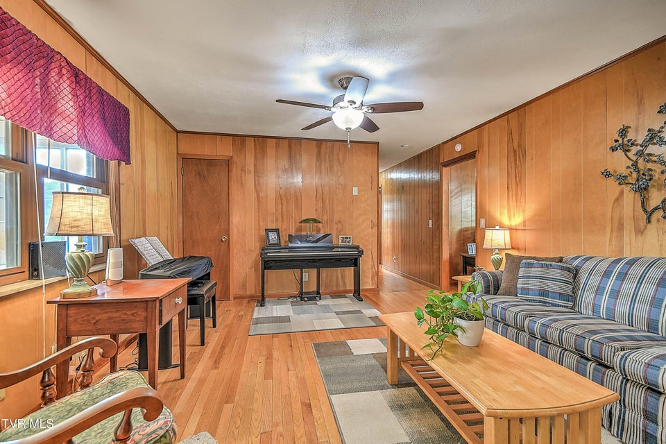 Photo #12: 204 Cowan Drive