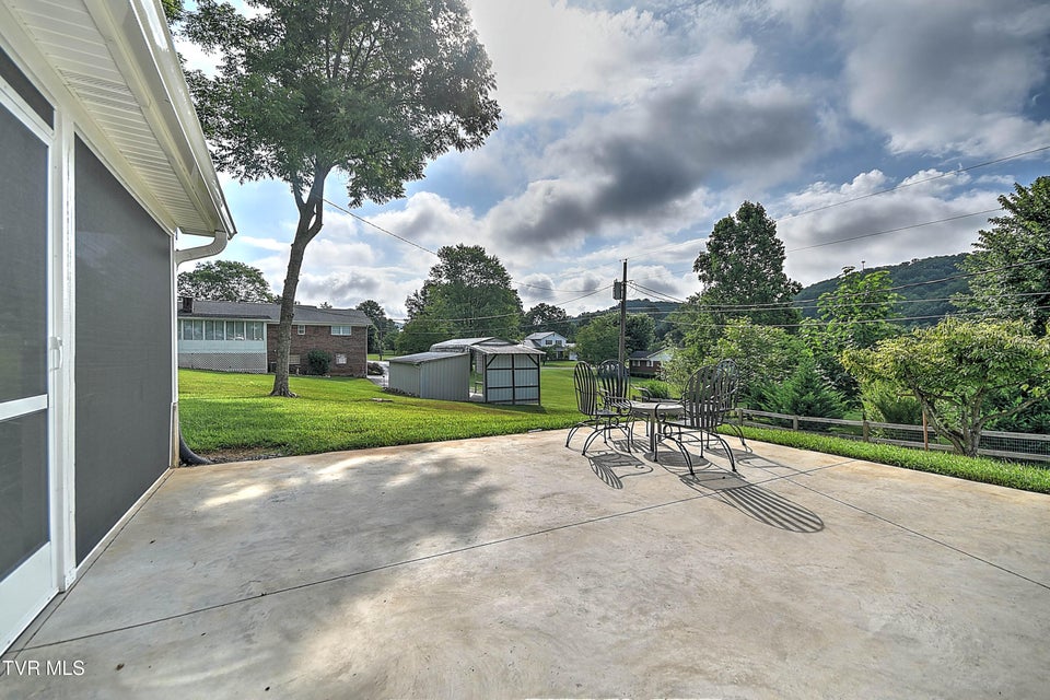 Photo #58: 204 Cowan Drive