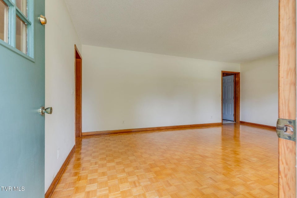 Photo #4: 177 Ridgeland Drive