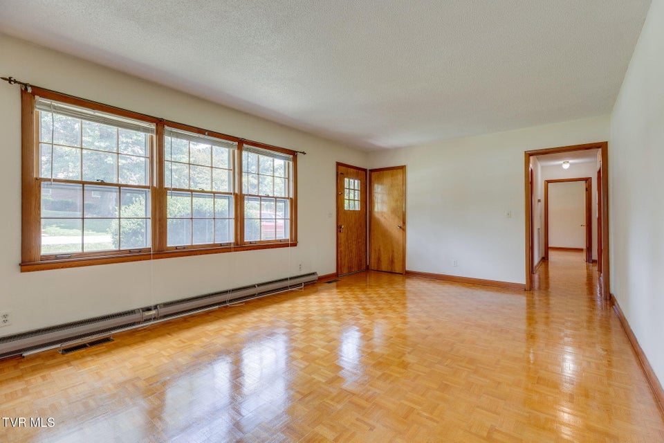 Photo #9: 177 Ridgeland Drive