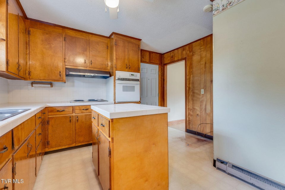 Photo #12: 177 Ridgeland Drive