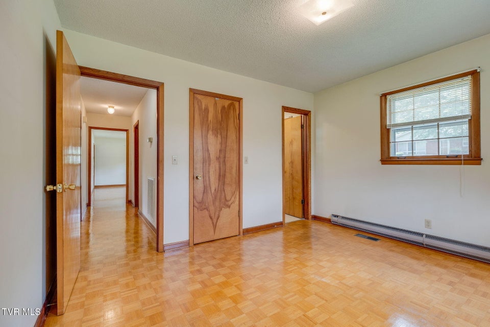 Photo #16: 177 Ridgeland Drive