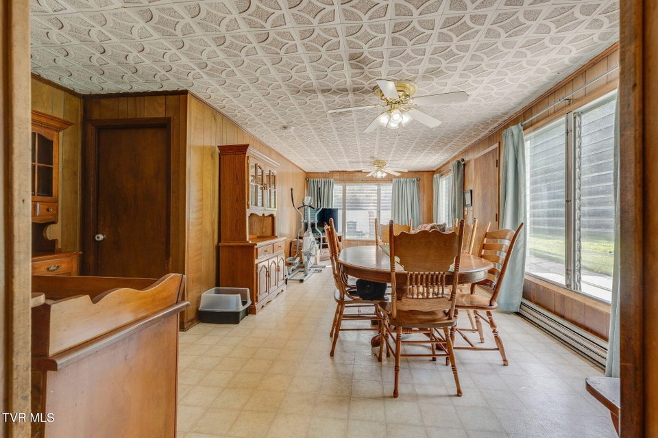 Photo #15: 700 Riverside Drive