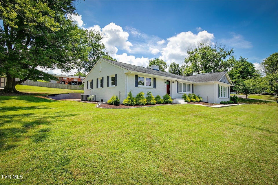 Photo #3: 517 Forestdale Road