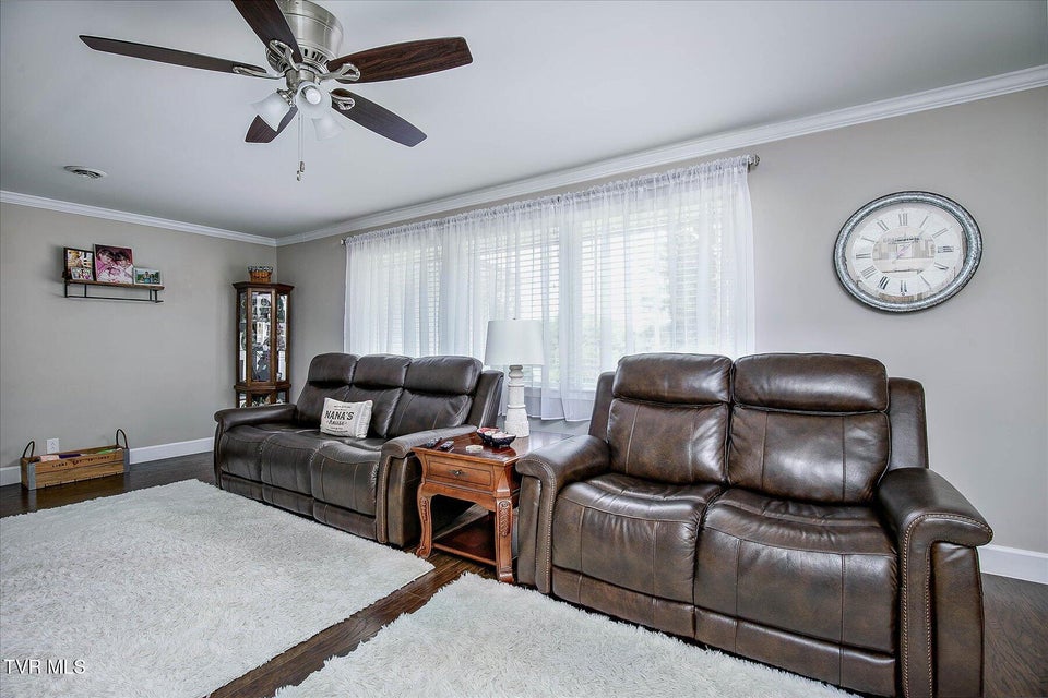Photo #11: 517 Forestdale Road