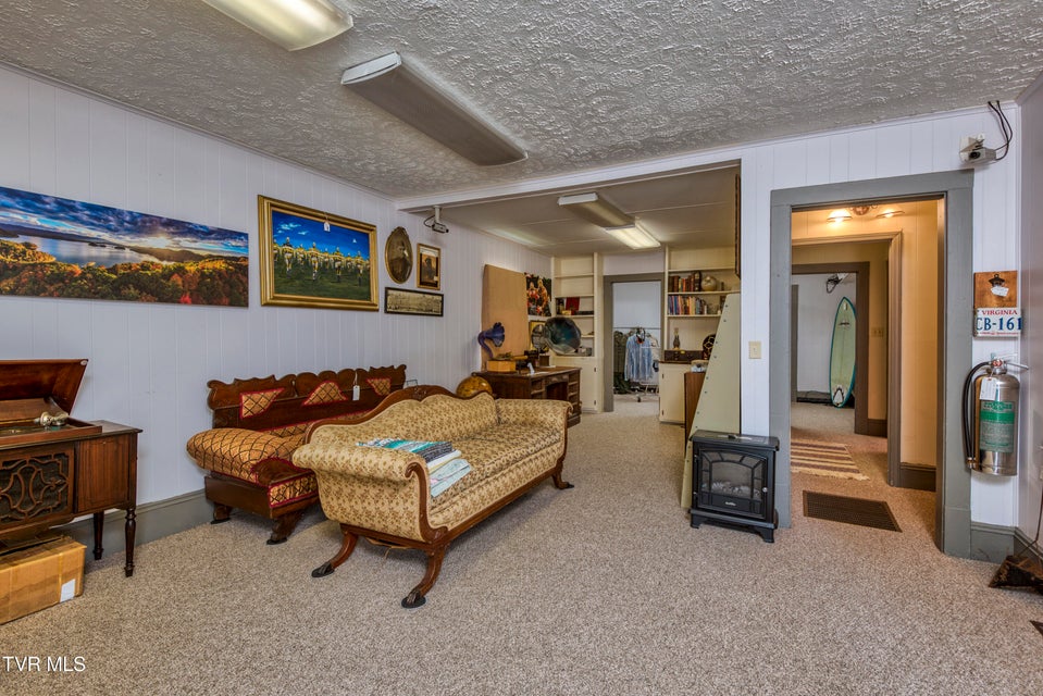 Photo #11: 1723 Euclid Ave Avenue