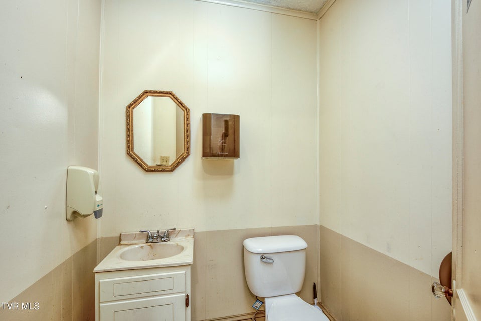 Photo #14: 1723 Euclid Ave Avenue