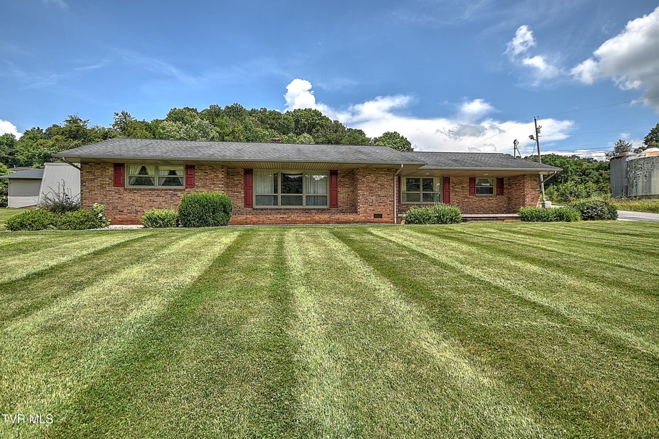 Photo #3: 106 Davis Road