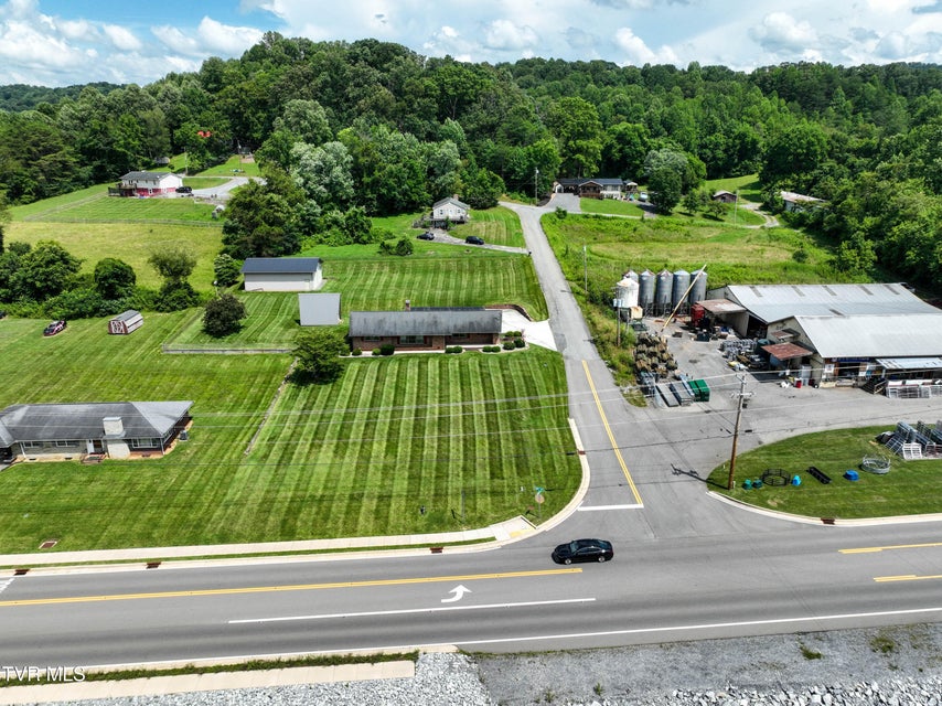 Photo #74: 106 Davis Road
