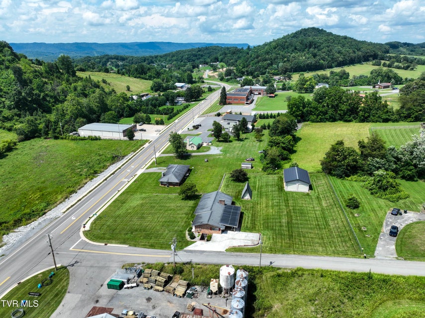 Photo #76: 106 Davis Road