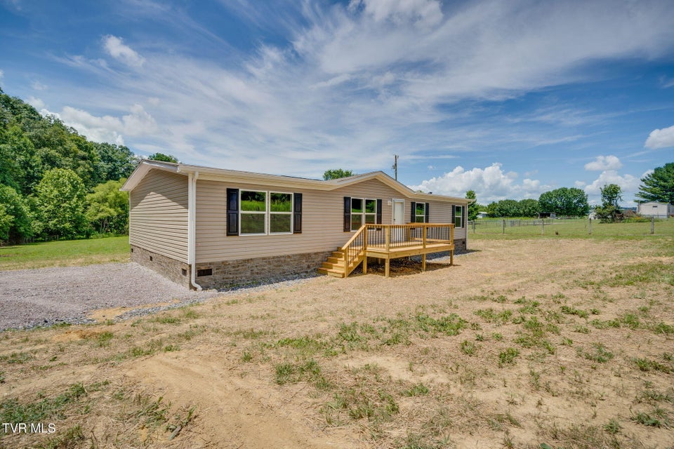 Photo #2: 897 Bulls Gap Saint Clair Road