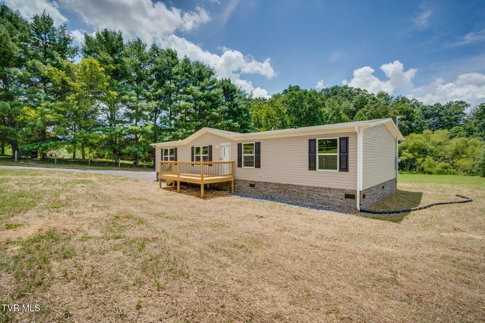 Photo #3: 897 Bulls Gap Saint Clair Road