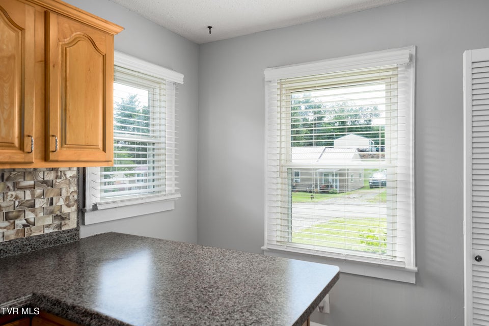 Photo #12: 310 Johnston Avenue