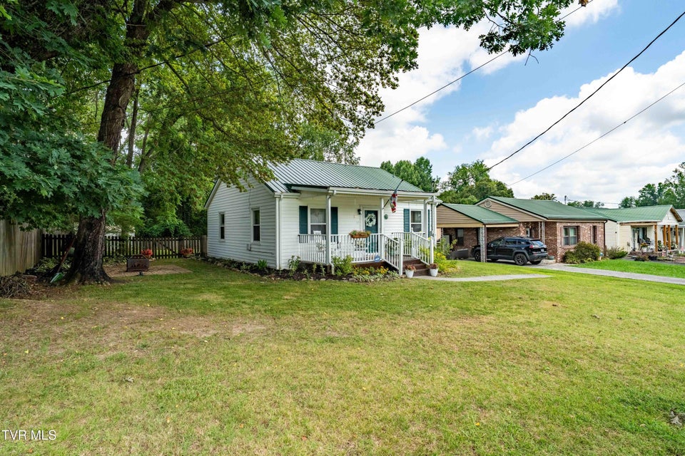 Photo #2: 310 Johnston Avenue