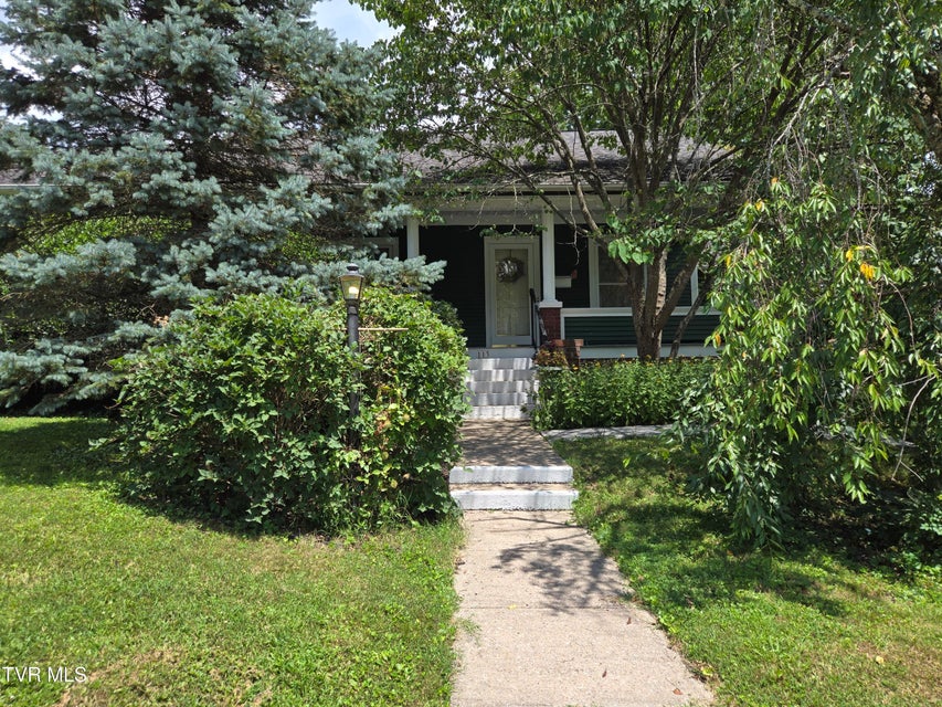 Photo #3: 113 2nd Street