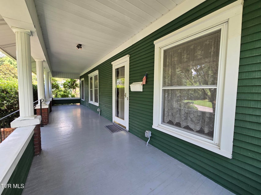 Photo #7: 113 2nd Street