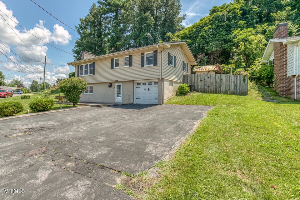 Photo #2: 170 Montrose Drive