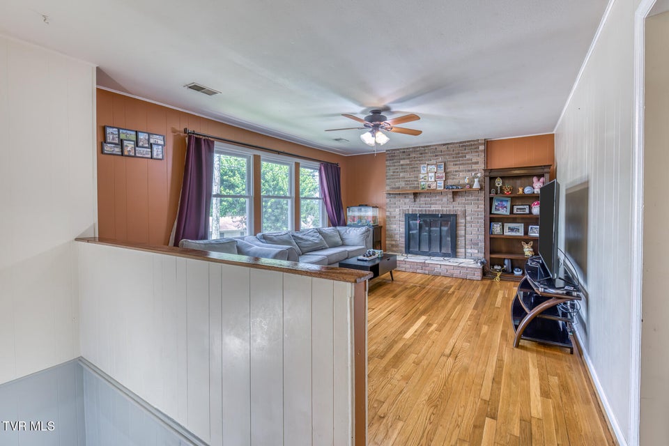 Photo #8: 170 Montrose Drive