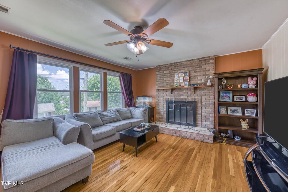 Photo #9: 170 Montrose Drive