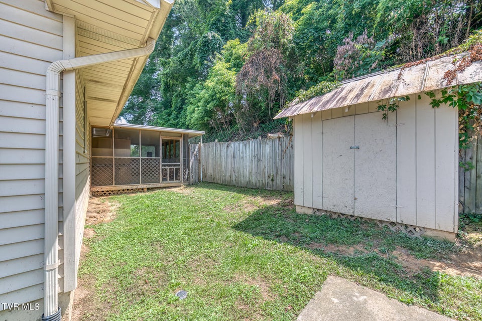 Photo #29: 170 Montrose Drive
