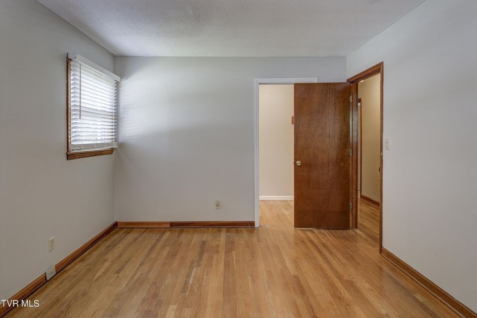 Photo #30: 126 Fairlawn Drive