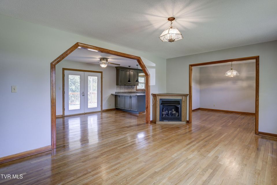 Photo #15: 126 Fairlawn Drive