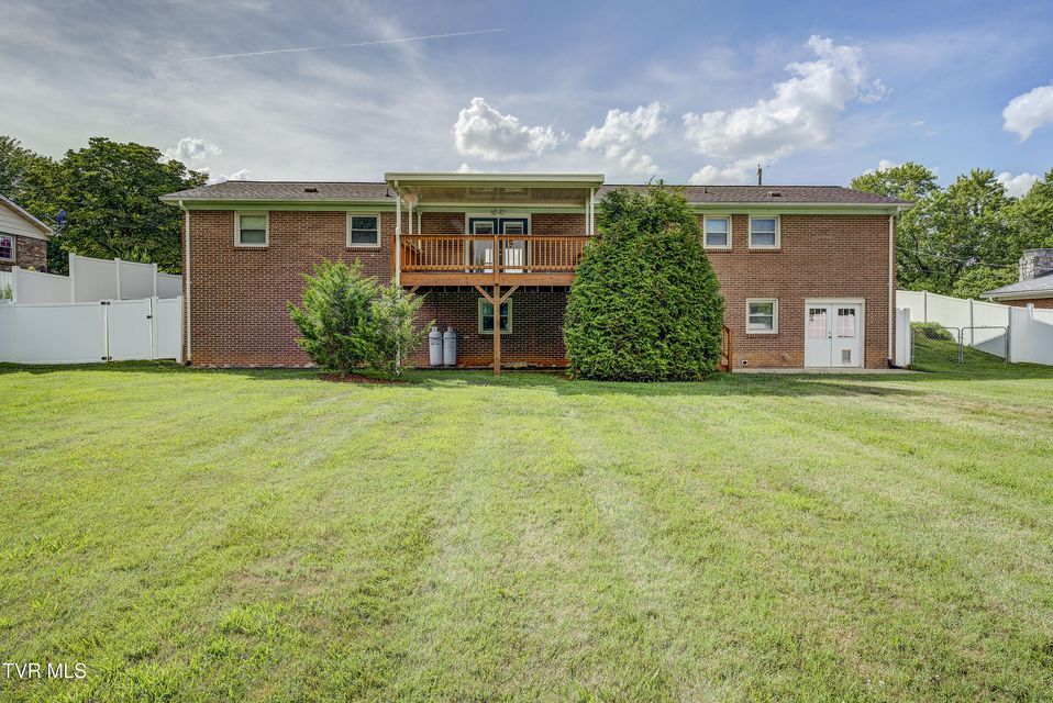 Photo #10: 126 Fairlawn Drive