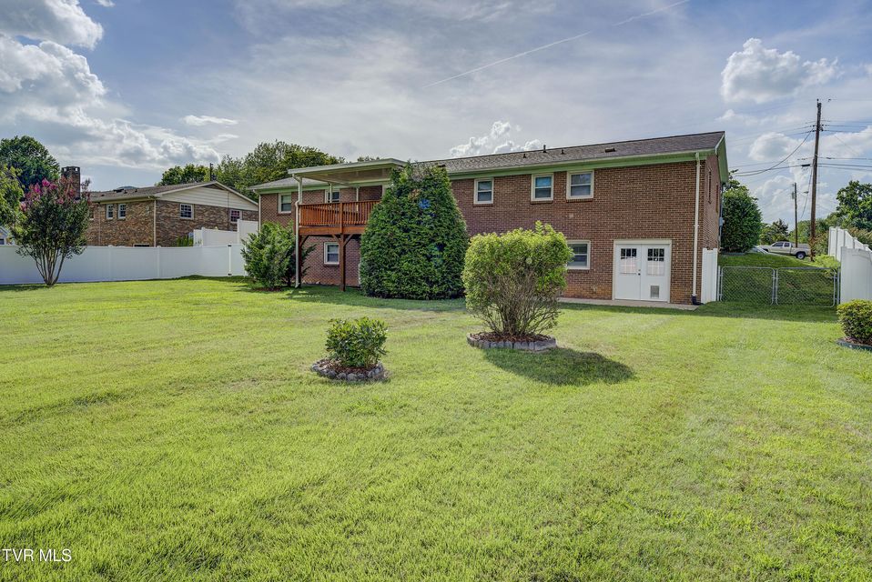 Photo #11: 126 Fairlawn Drive