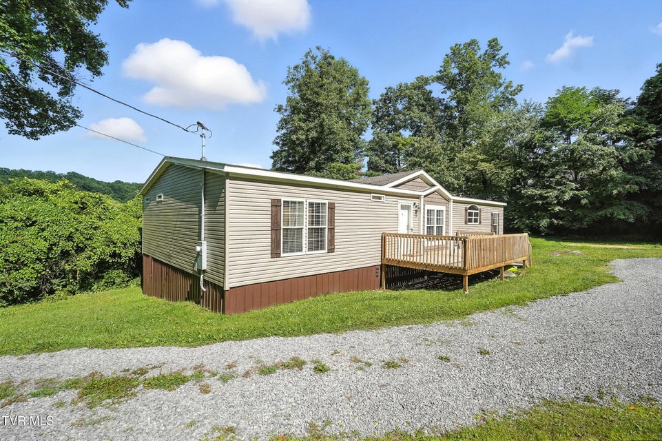 Photo #29: 206 Wampler Avenue