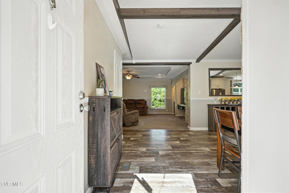 Photo #4: 206 Wampler Avenue