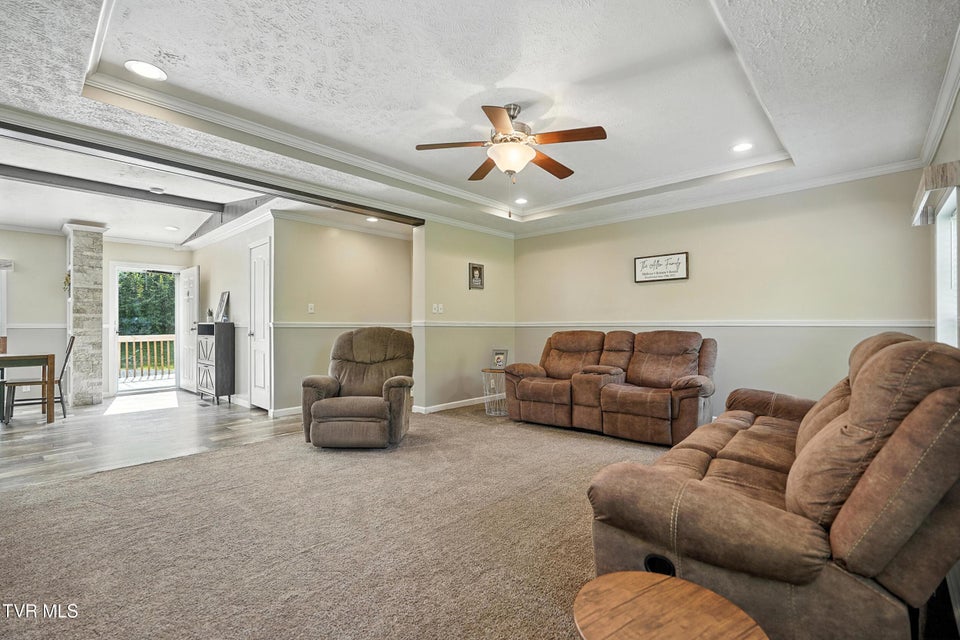 Photo #18: 206 Wampler Avenue