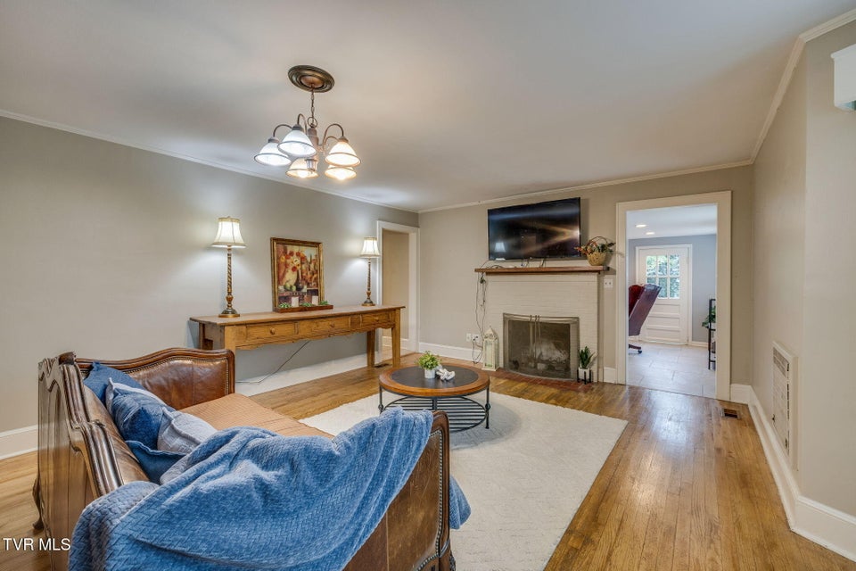 Photo #6: 1837 Holston Drive