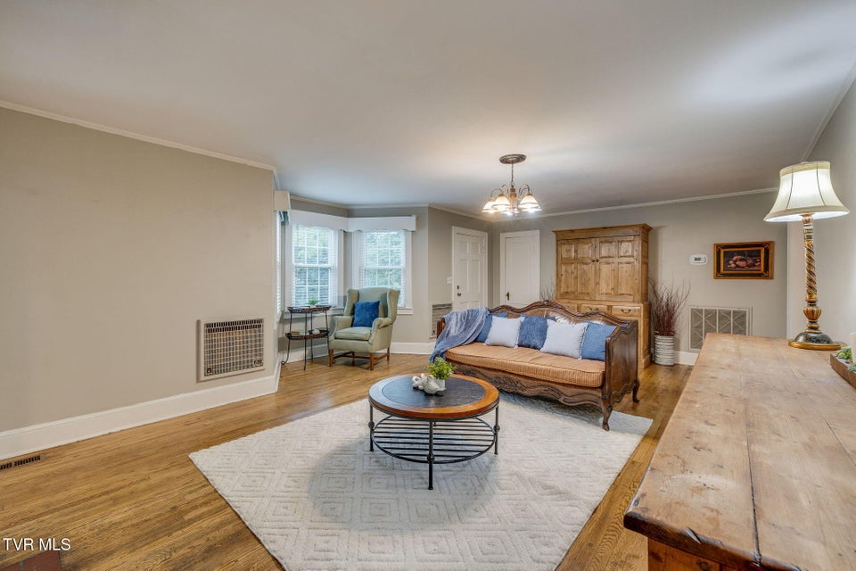 Photo #8: 1837 Holston Drive