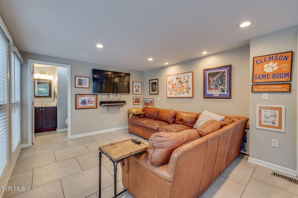 Photo #13: 1837 Holston Drive