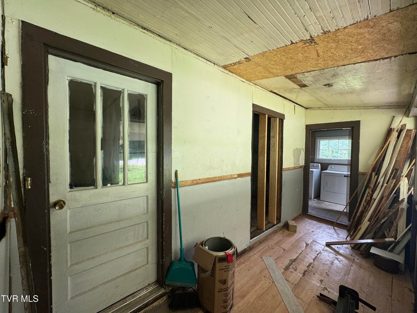 Photo #6: 453 Beechwood Road