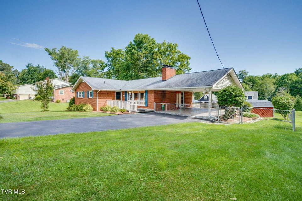 Photo #3: 4515 Belvedere Lane