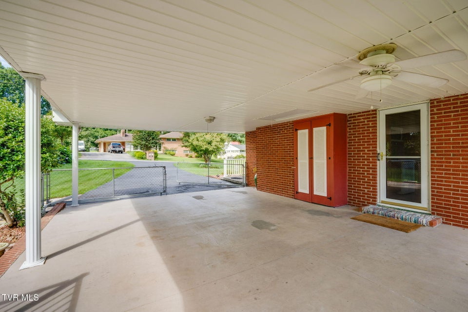 Photo #38: 4515 Belvedere Lane