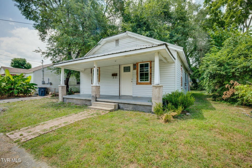 Photo #3: 1625 Vance Street