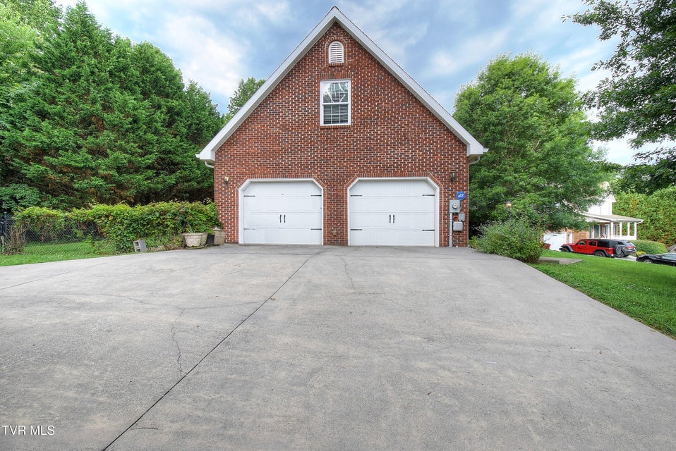 Photo #3: 1083 Carriage Hills Place