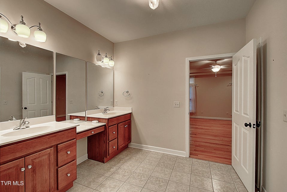 Photo #23: 1083 Carriage Hills Place