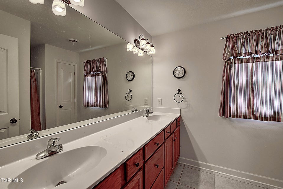 Photo #36: 1083 Carriage Hills Place