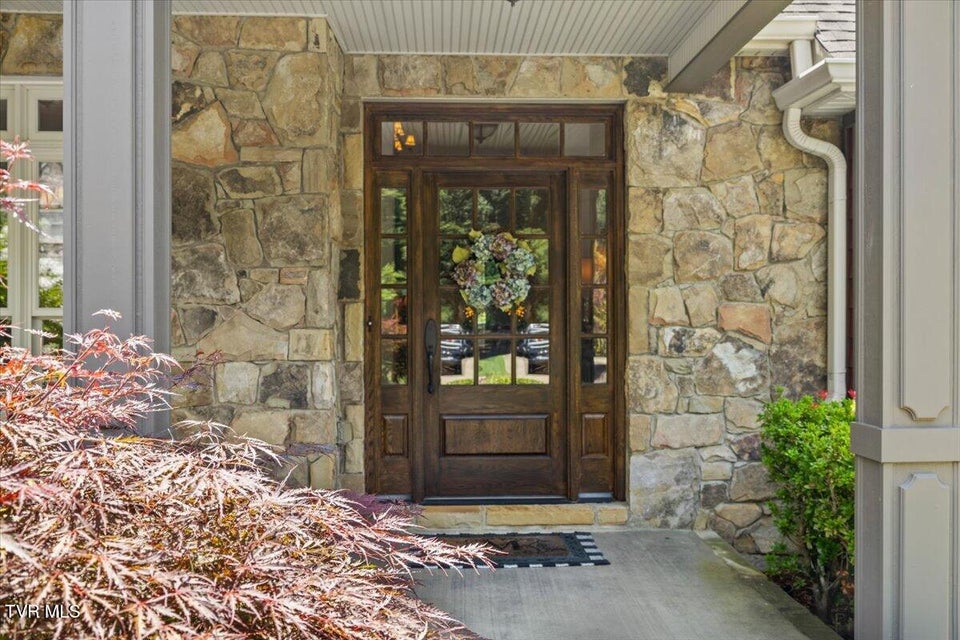 Photo #7: 2388 Crescent Lake Place