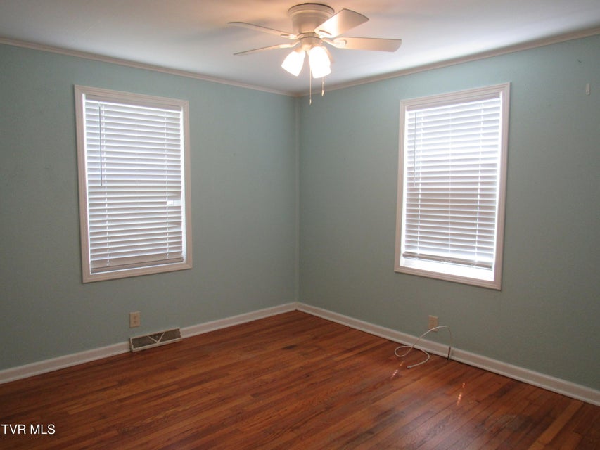 Photo #8: 1557 Greenfield Avenue