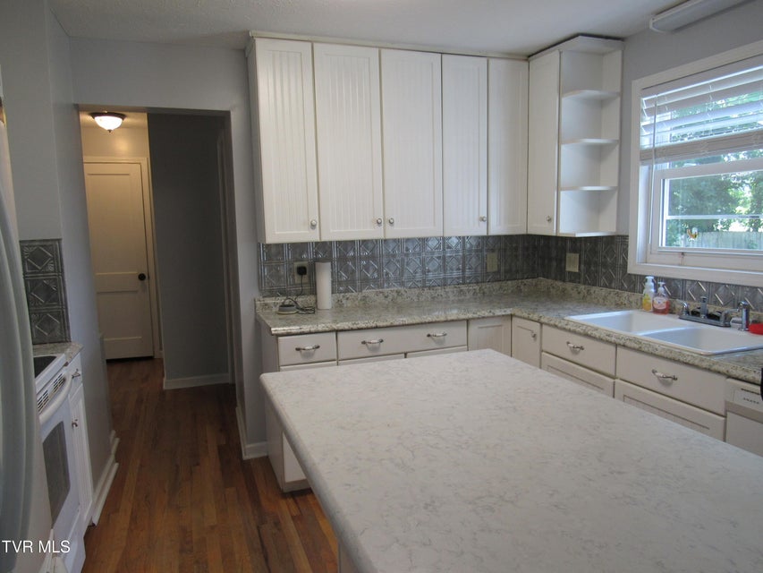 Photo #18: 1557 Greenfield Avenue